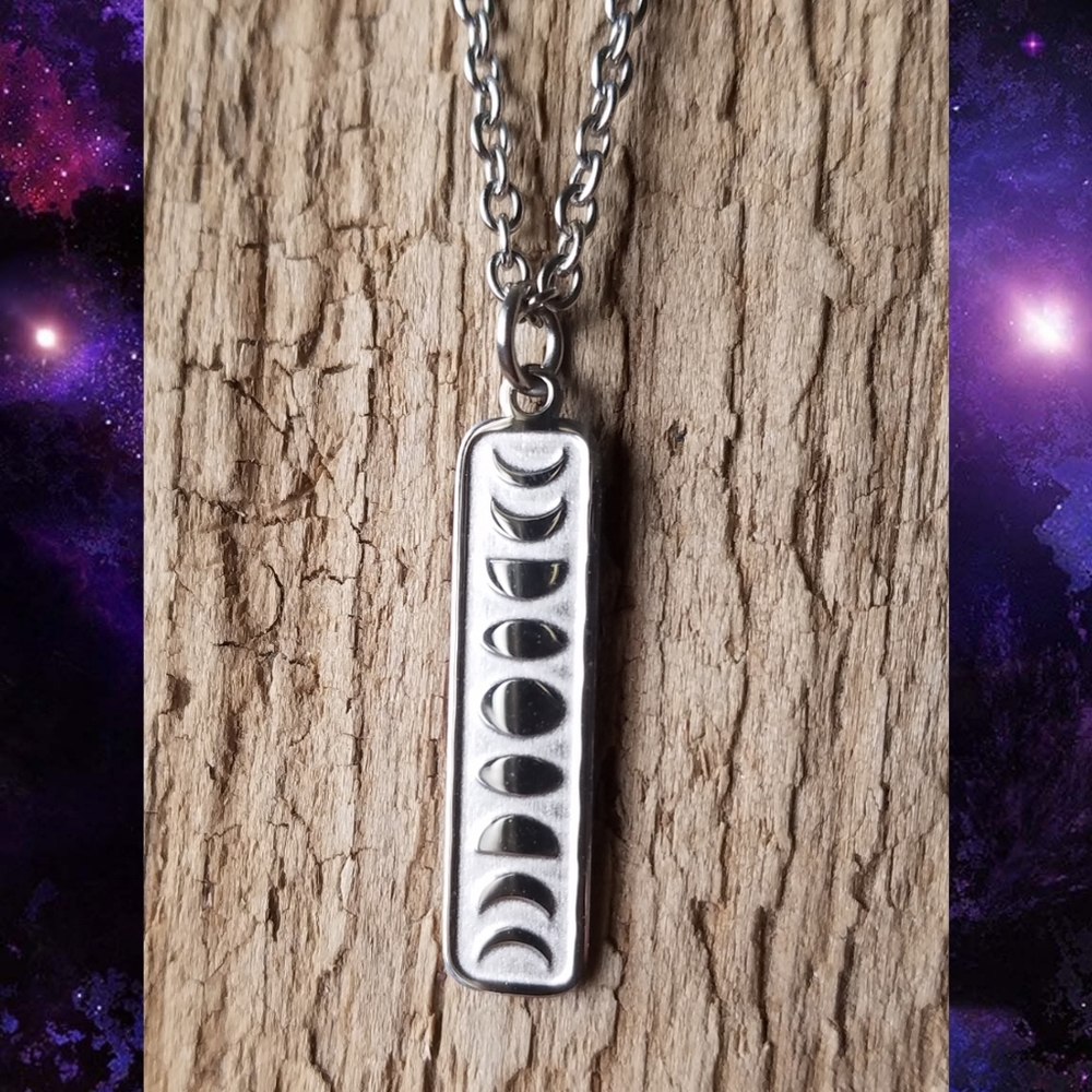 🖤 Moon Phase Stainless Steel Necklace